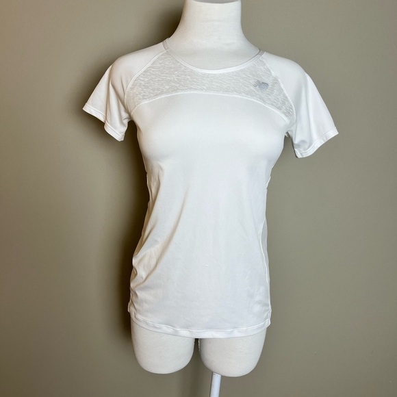 New Balance Lightweight Athletic T-Shirt - Picture 2 of 4